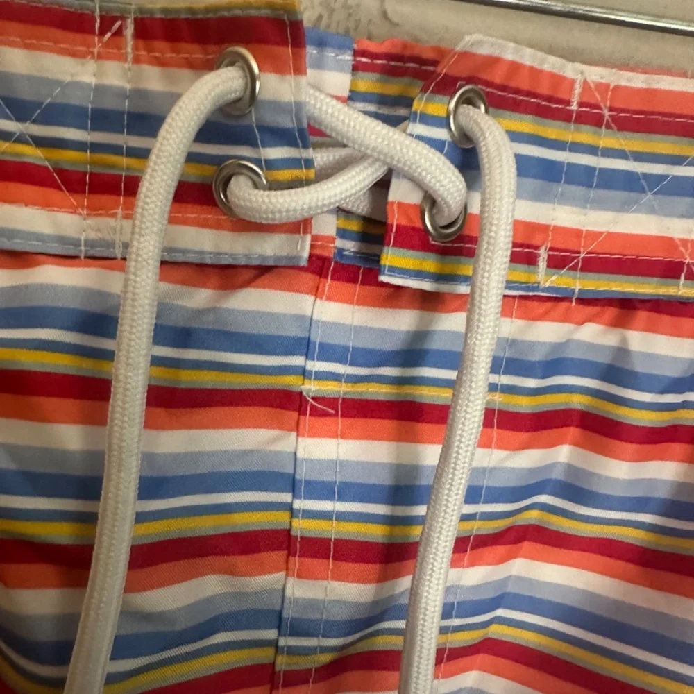 2xist Swim Trunks XL 3.5" inseam Gently worn 100% polyester Fully lined - Picture 3 of 7